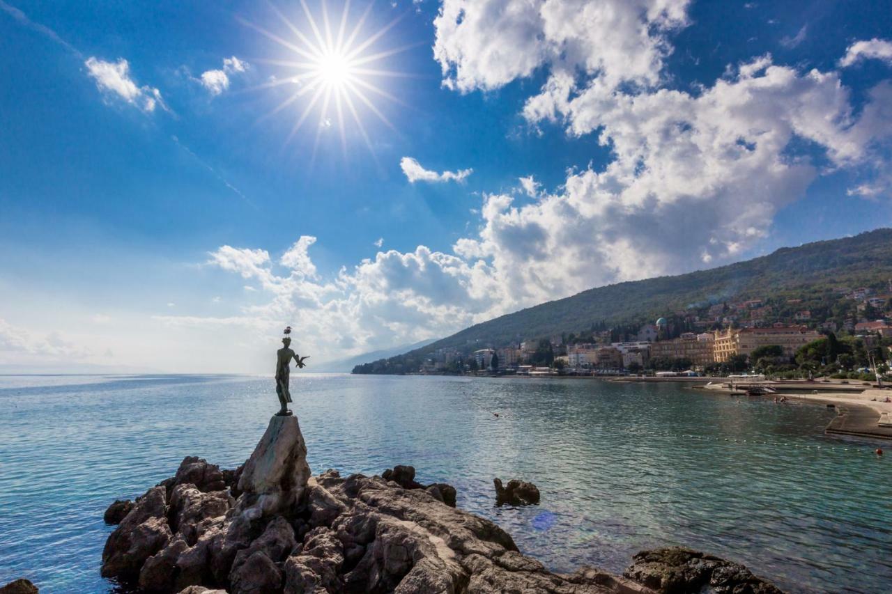 Apartment Maja Opatija With Free Private Parking And Lovely Sea View Terrace Exteriér fotografie